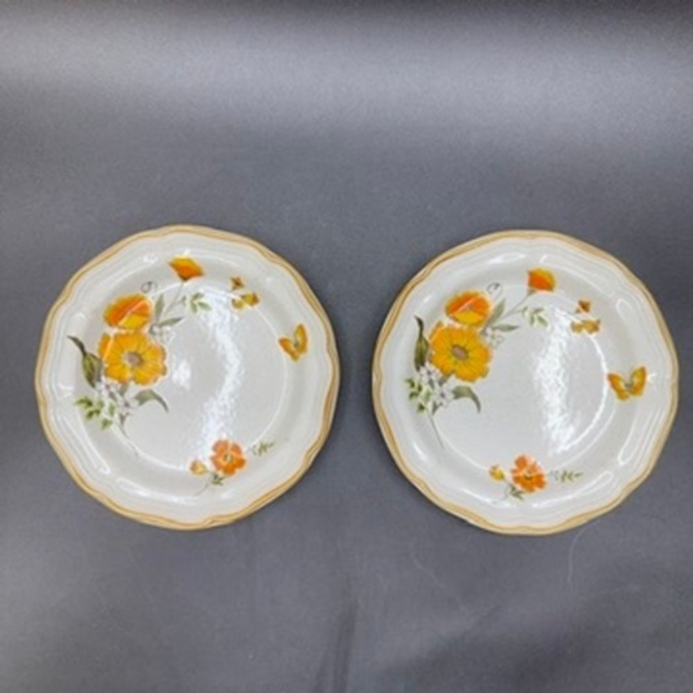 Vintage Mikasa Baronial CM952 Floral Butterfly Salad Dessert Plates Set‎ of 2